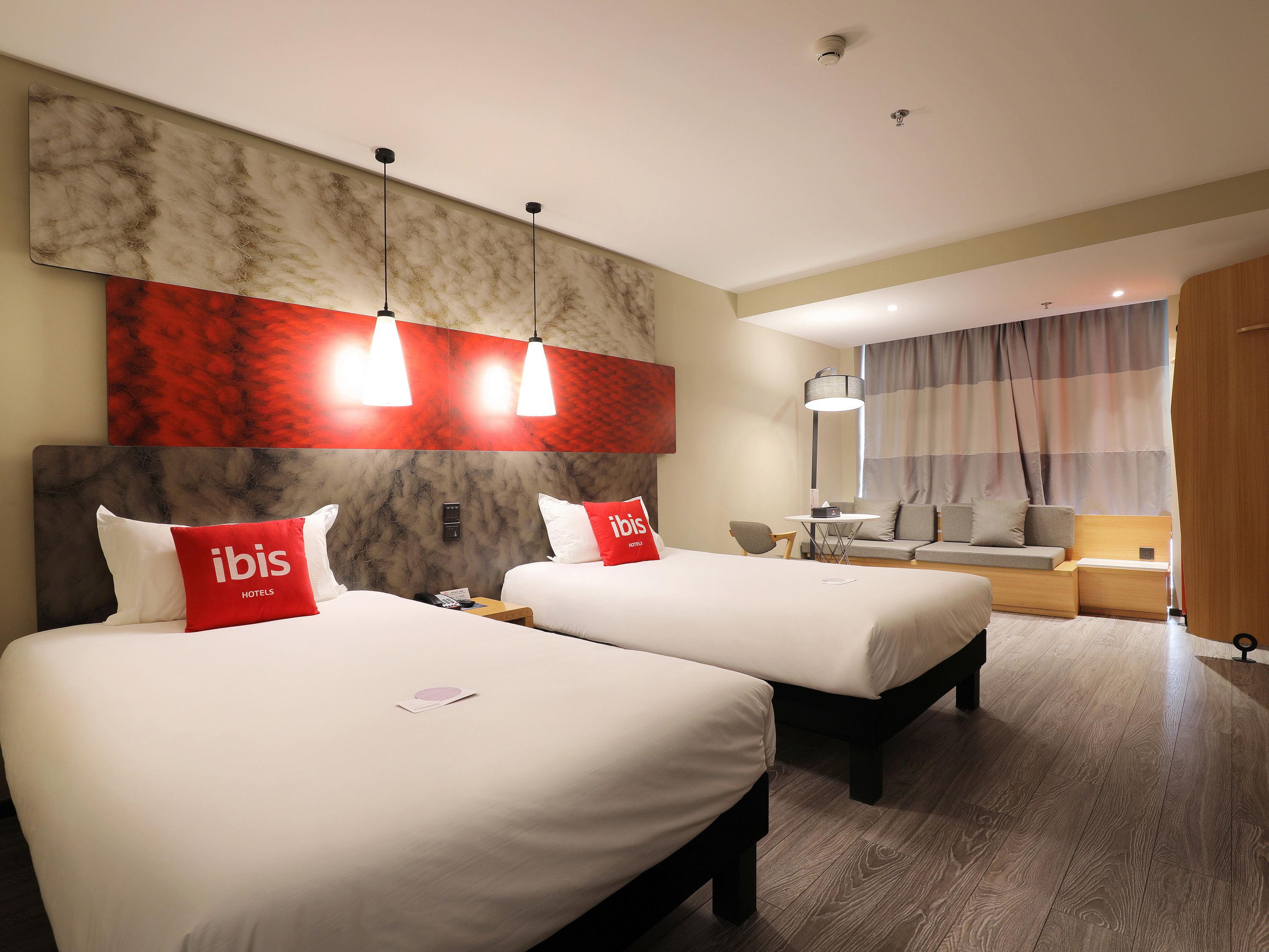 Ibis Dujiangyan Hotel Чэнду Экстерьер фото