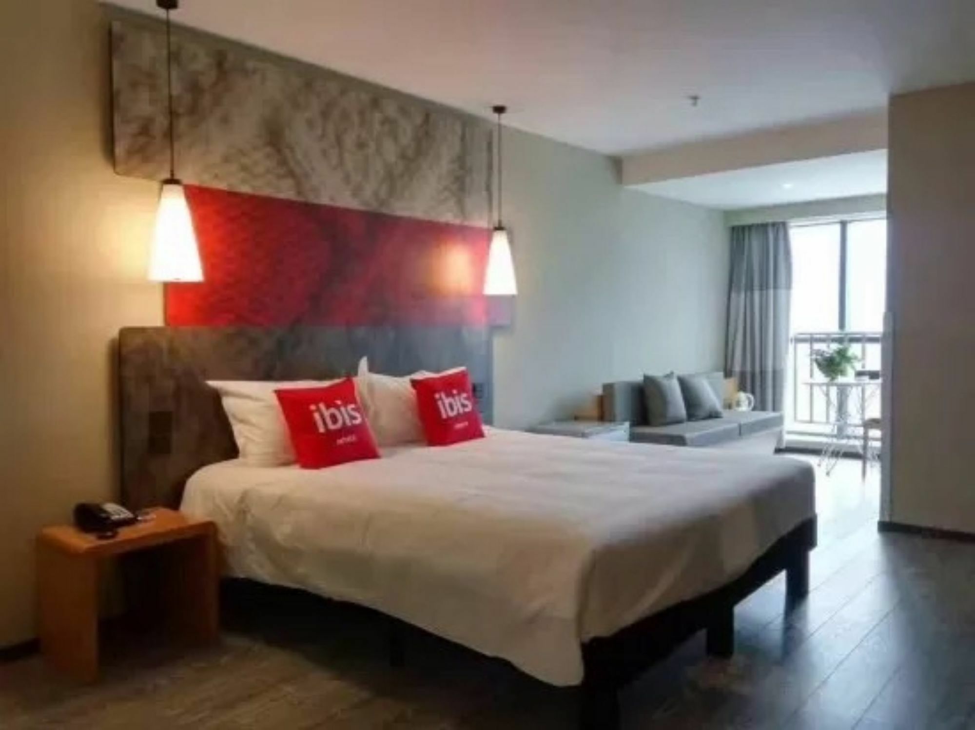 Ibis Dujiangyan Hotel Чэнду Экстерьер фото