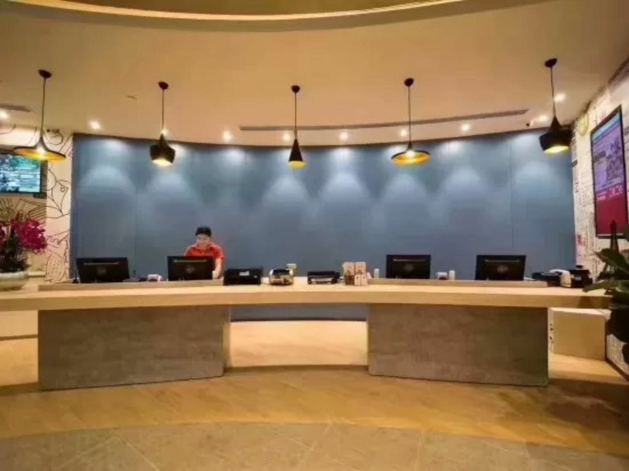 Ibis Dujiangyan Hotel Чэнду Экстерьер фото