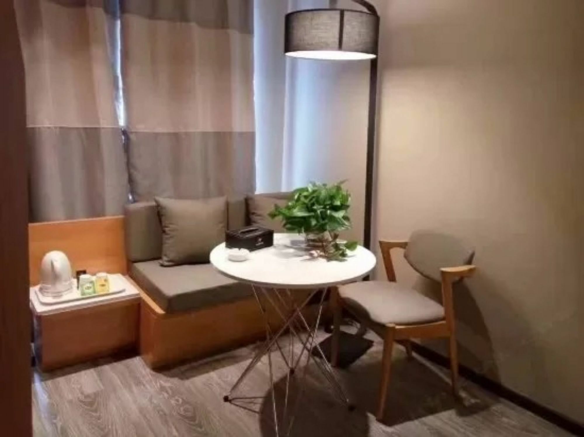 Ibis Dujiangyan Hotel Чэнду Экстерьер фото