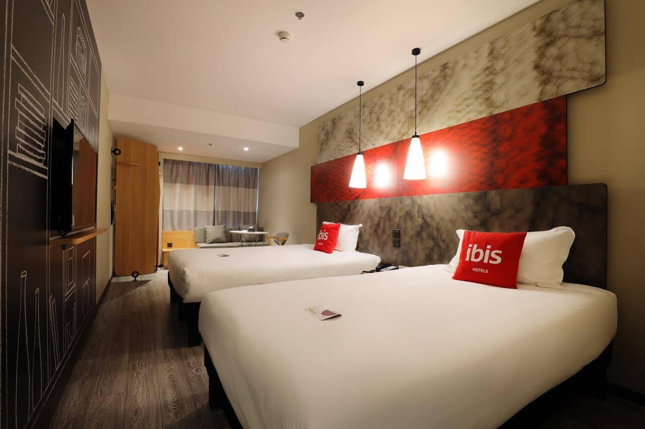 Ibis Dujiangyan Hotel Чэнду Экстерьер фото